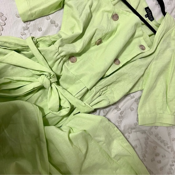 plus size ELOQUII linen lime neon green square neck puff sleeve culotte jumpsuit - Picture 3 of 8